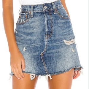 NEW Levi's | Deconstructed high rise skirt size 25